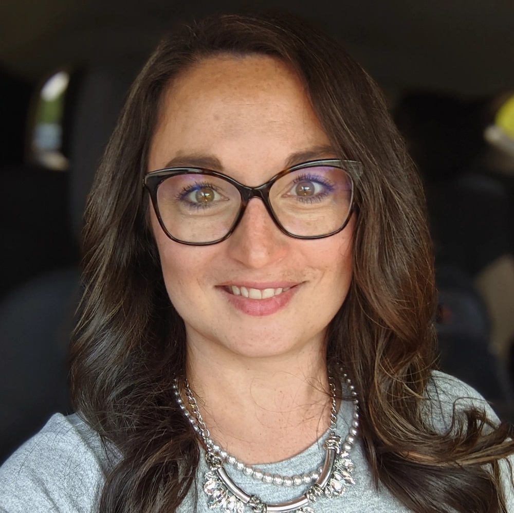 Meet your Posher, Amy